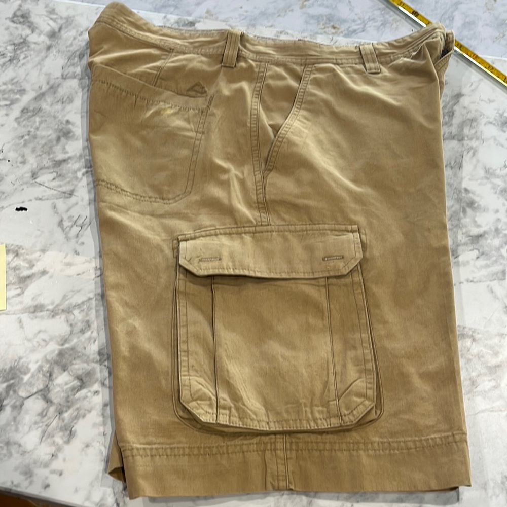 SHORTS, ALPINE DESIGN CARGO KHAKI, MEN'S (BLEACH STAIN)